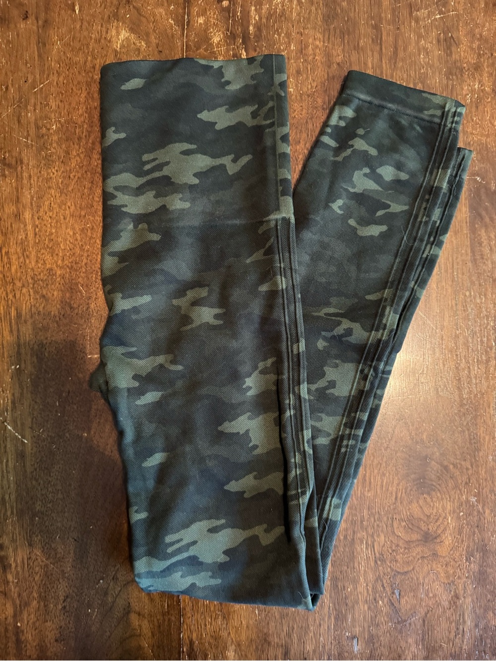 Spanx Camo Print Leggings Size L